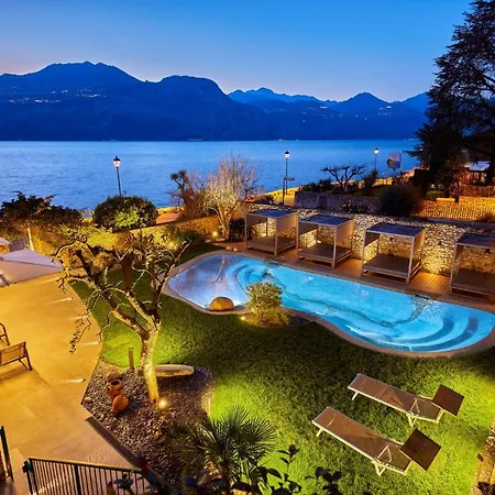 Front Hotel 4*