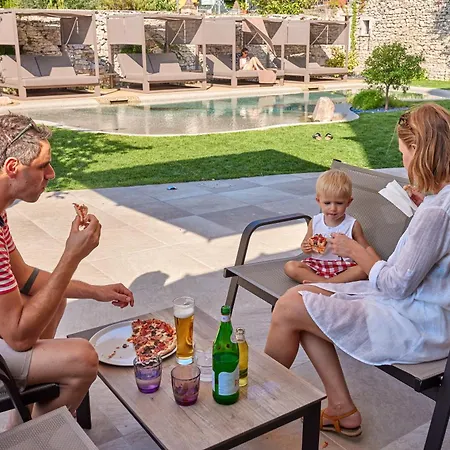 Front Hotel Brenzone sul Garda