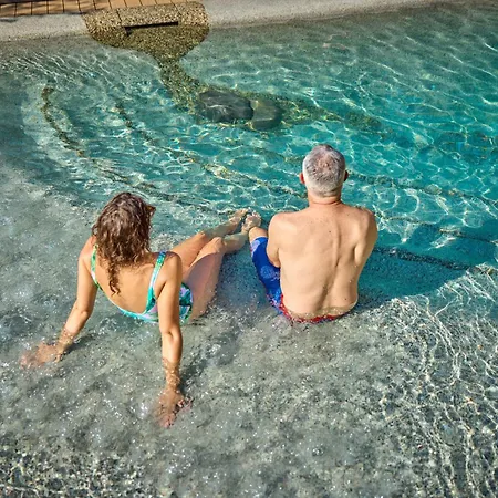 Front 4* Brenzone sul Garda