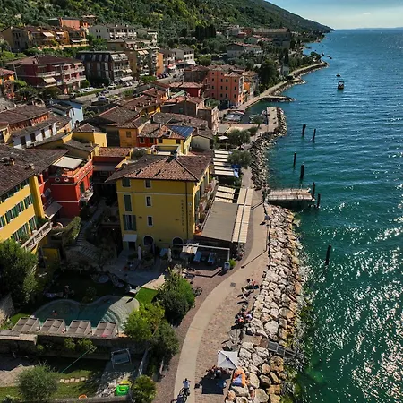 Hotel Front Brenzone sul Garda