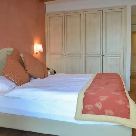 Front 4* Brenzone sul Garda