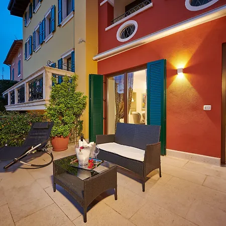 Hotel Front Brenzone sul Garda