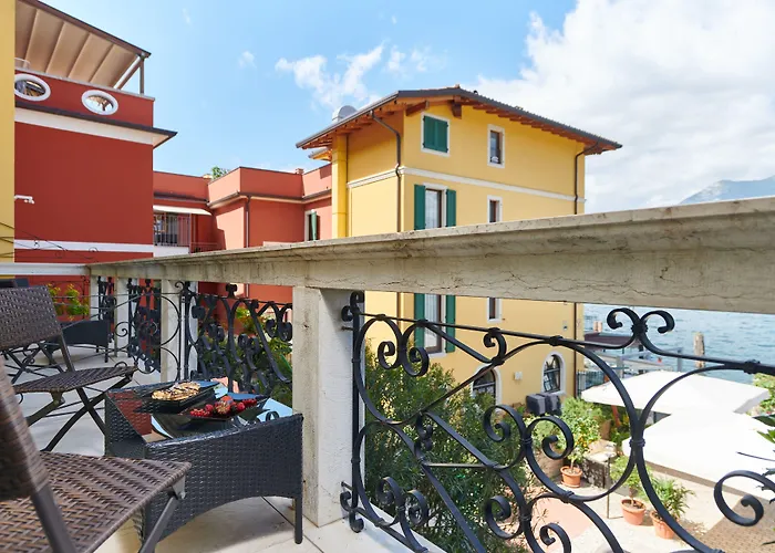 Front 4* 브렌조네 술 가르다