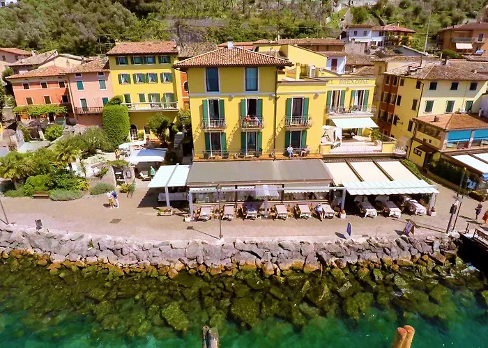 호텔 Front 브렌조네 술 가르다