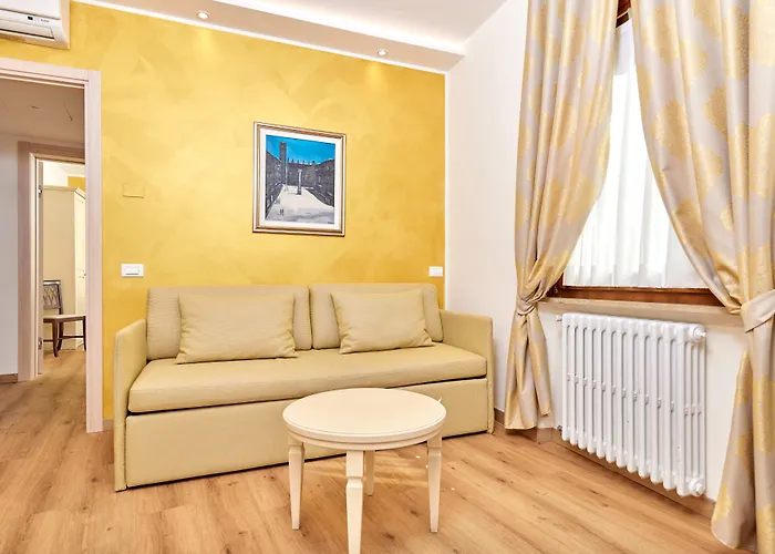 호텔 Front 브렌조네 술 가르다