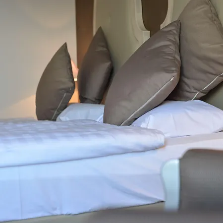 Front ברנצונה סול גארדה