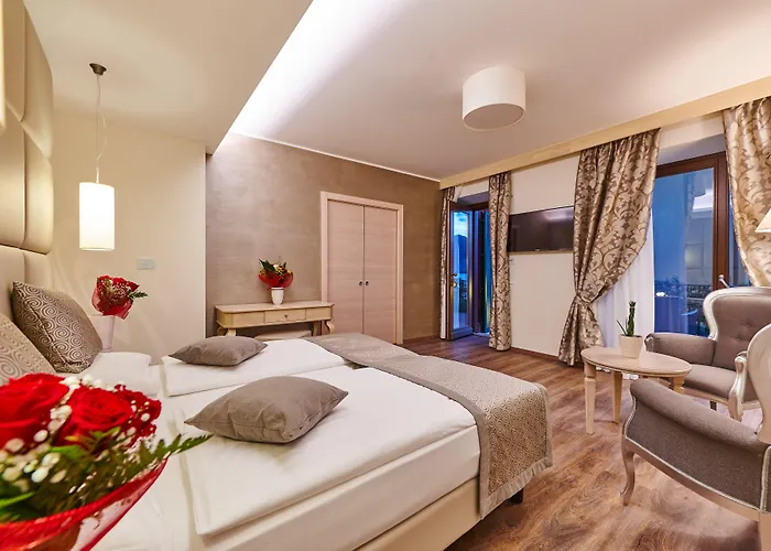 Front 브렌조네 술 가르다