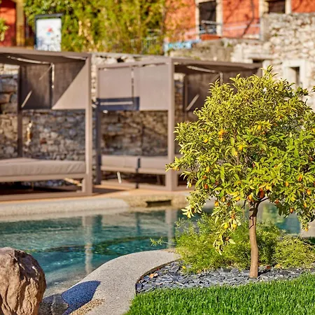 Front فندق برنزوني سول جاردا