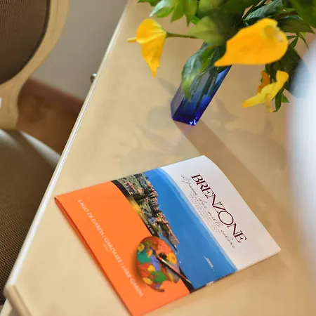 Front 4* برنزوني سول جاردا